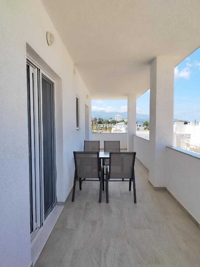 Iris Apartments Ksamil Bagian luar foto